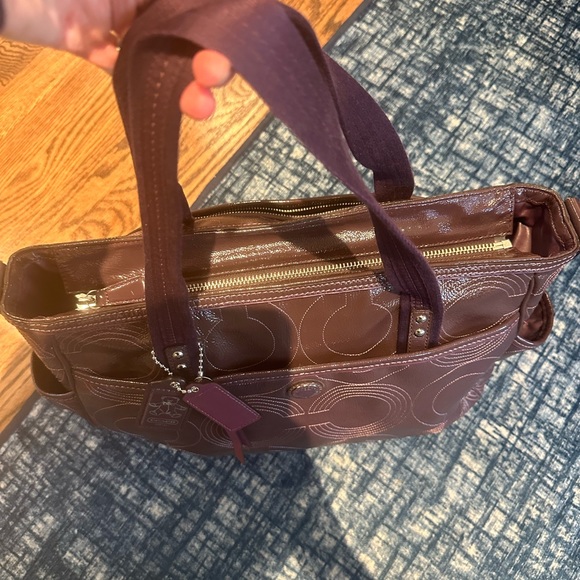 Rare and VERY large EUC purple coach bag - Picture 6 of 13
